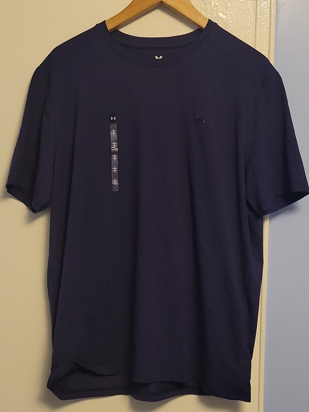 Under Armour Navy Short-Sleeve Performance Tee with Subtle Logo